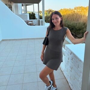 Meet your Posher, Liv